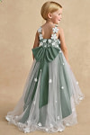 Akaks Eria Eucalyptus Flower Girl Dress A-Line Lace Tulle Asymmetrical Hem Sleeveless V-neck 3D White Flowers Dress Image827610