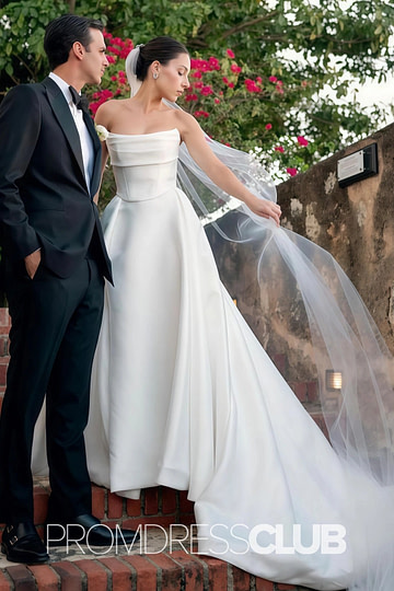 Elma |Mermaid White Simple Wedding Dresses Beach Strapless Satin - White - PromDressClub