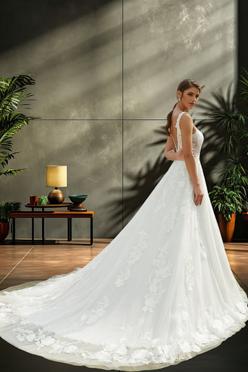 Kay | Elegant A Line/Princess Lace and Tulle Scoop Neck Wedding Dress with Chapel Train - White - PromDressClub