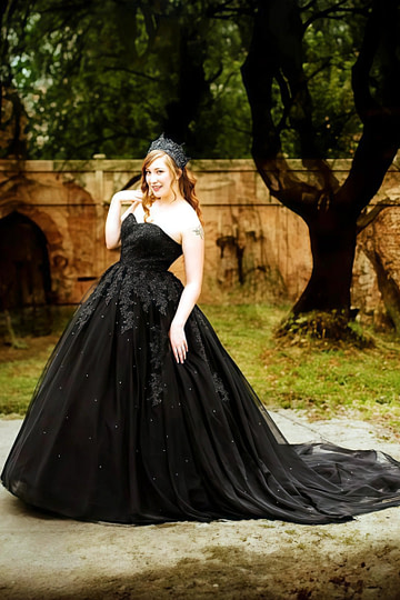 Black Wedding Dress Vintage Under 1500 with Sweetheart Neckline & Corset Detail