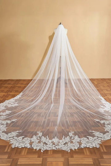 Akaks Floral Lace Kael Cathedral Length Wedding Veils Image582294