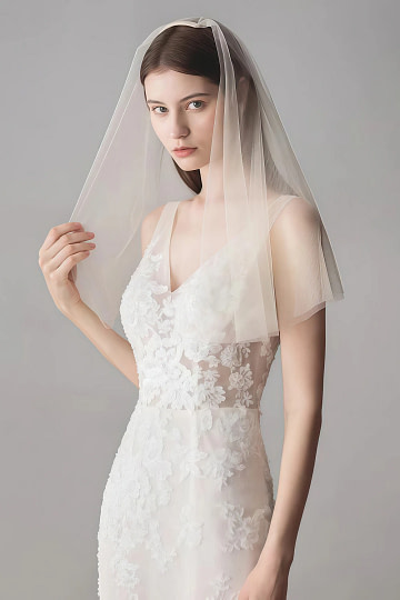 Akaks Simple Champagne Ives Short Veil for Wedding Image212434