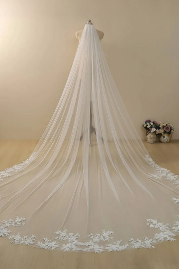 Akaks White Lace Cail Long Wedding Veil Image704122