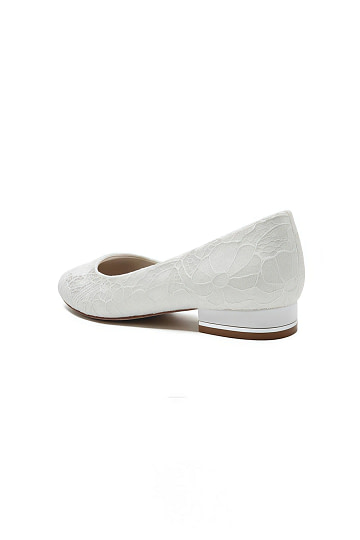 Akaks White Lace Xylia Round Toe Flats Image717505