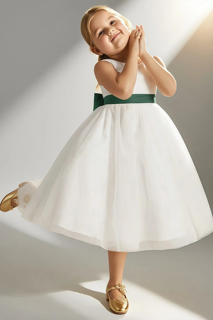 Akaks Blythe Flower Girl Dress Dark Green A-Line Scoop Neck Tea Length Tulle Dress With Detachable Bow Image547439