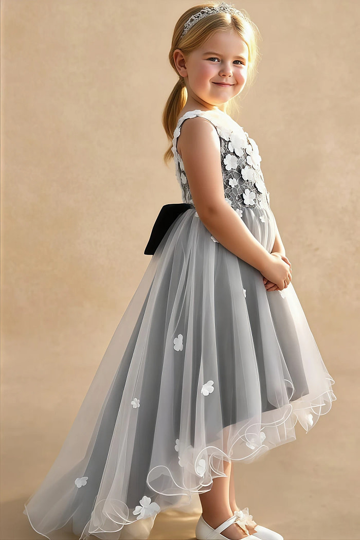 Akaks Eria Black Flower Girl Dress A-Line V-Neck Lace Tulle Asymmetrical Hem Sleeveless 3D White Flowers Dress Image180156
