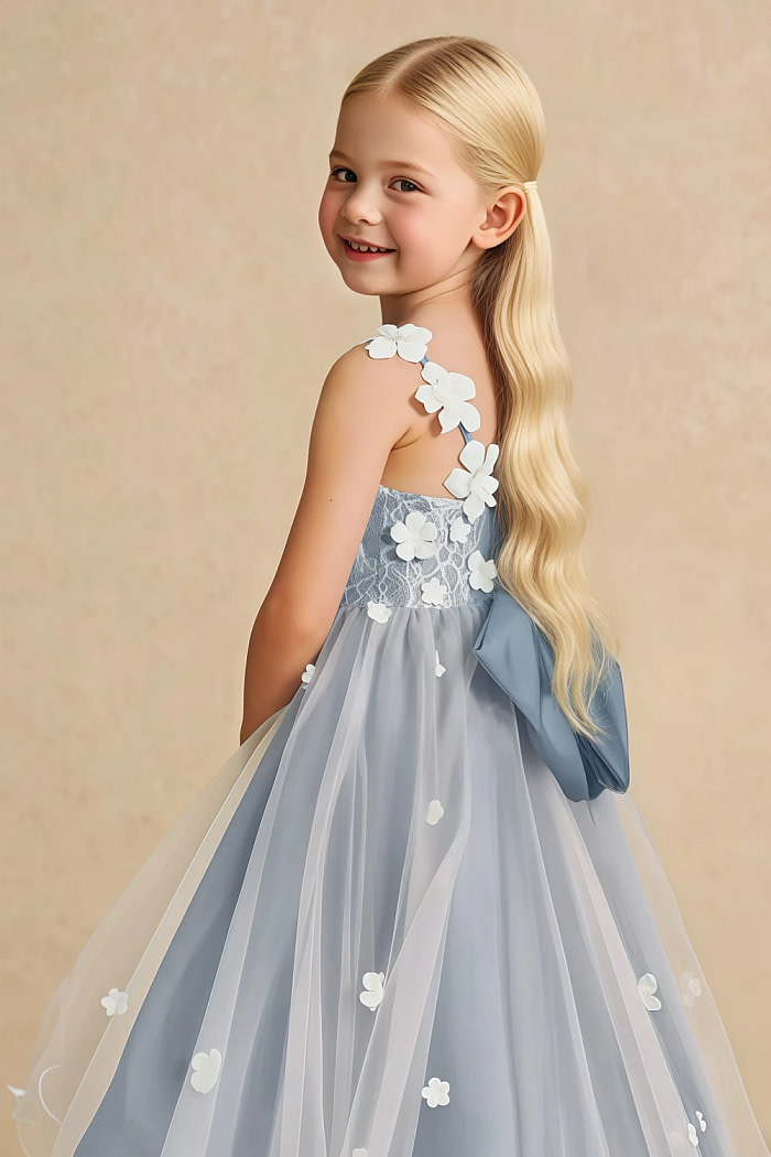 Akaks Eria Dusty Blue Flower Girl Dress A-Line V-Neck Lace Tulle Asymmetrical Hem Sleeveless 3D White Flowers Dress Image745313