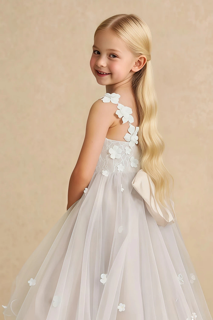 Akaks Eria Off White Flower Girl Dress A-Line V-Neck Lace Tulle Asymmetrical Hem Sleeveless 3D White Flowers Dress Image302722