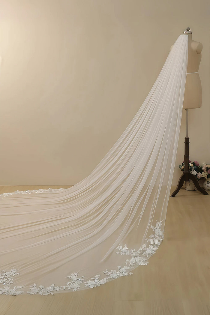 Akaks White Lace Cail Long Wedding Veil Image946751