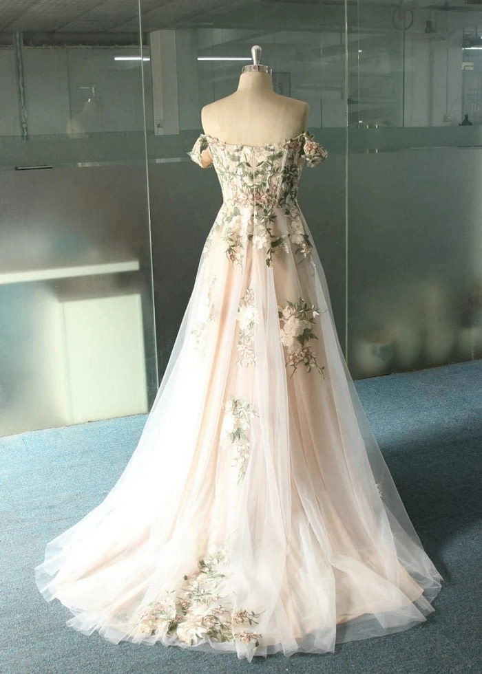 Lindsay | Say &Quot;I Do&Quot; In Dreamy Floral Embroidery &Amp; Corset Wedding Dress Perfection - White Floral - Promdressclub