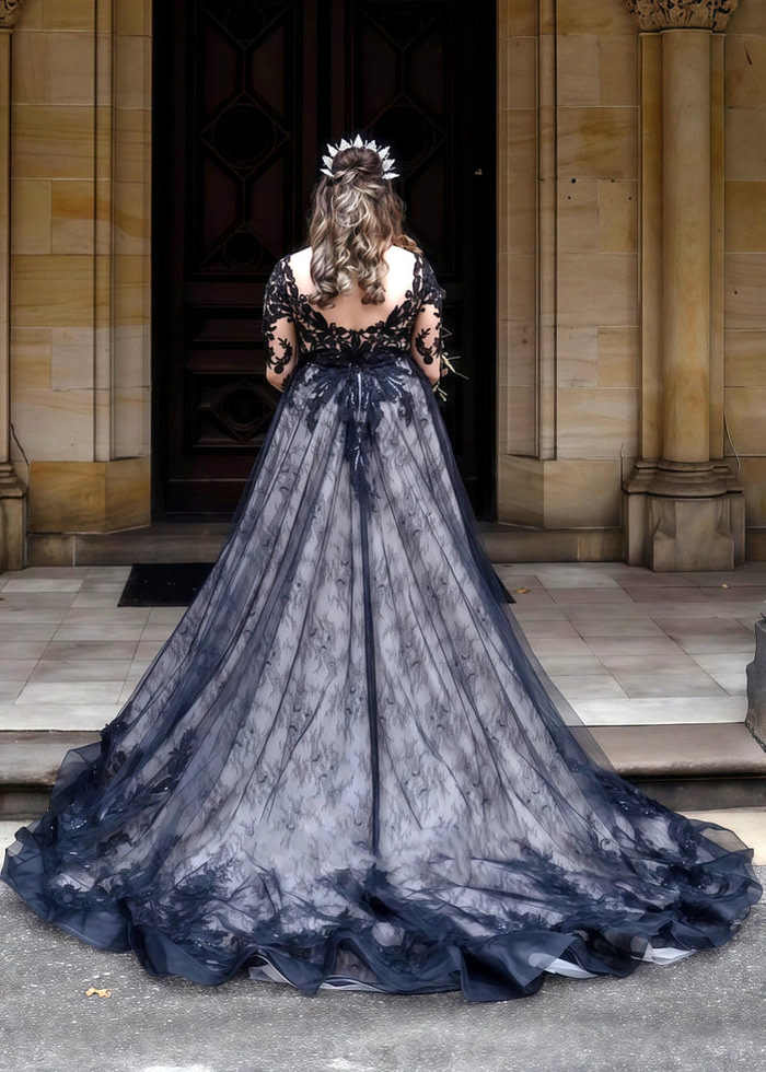 Corset Dark Wedding Gowns Under 1000
