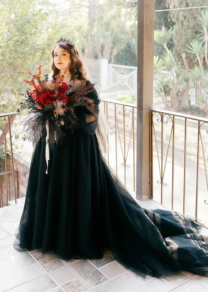Mabel | Princess Plus Size Long Sleeve Corset Black Dress For Wedding - Black - Promdressclub